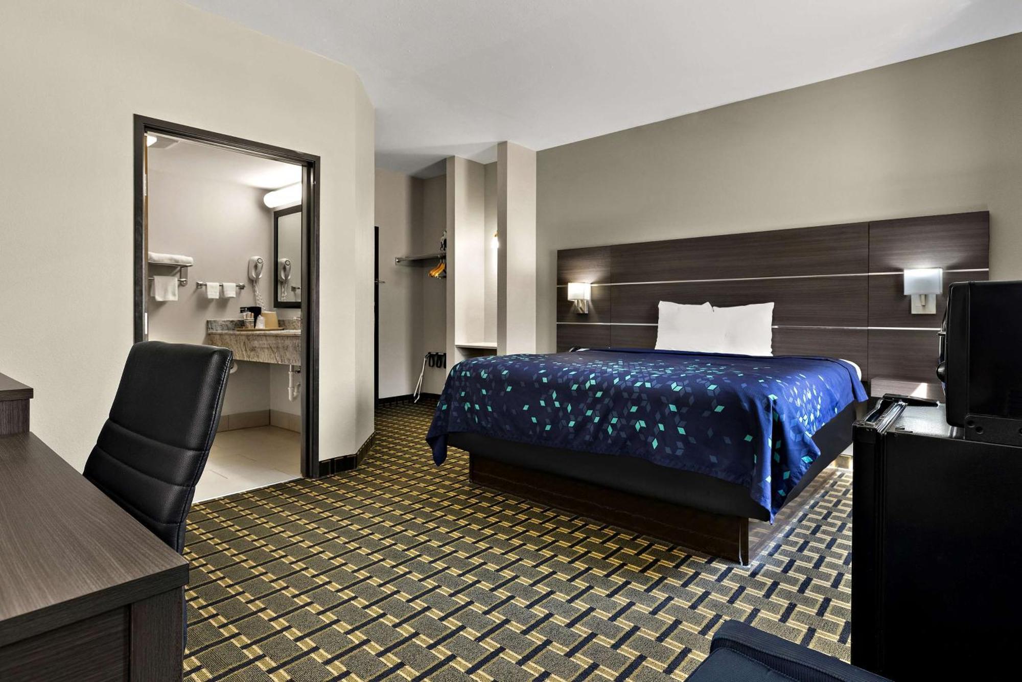 Surestay Plus Hotel By Best Western Tulsa East Buitenkant foto
