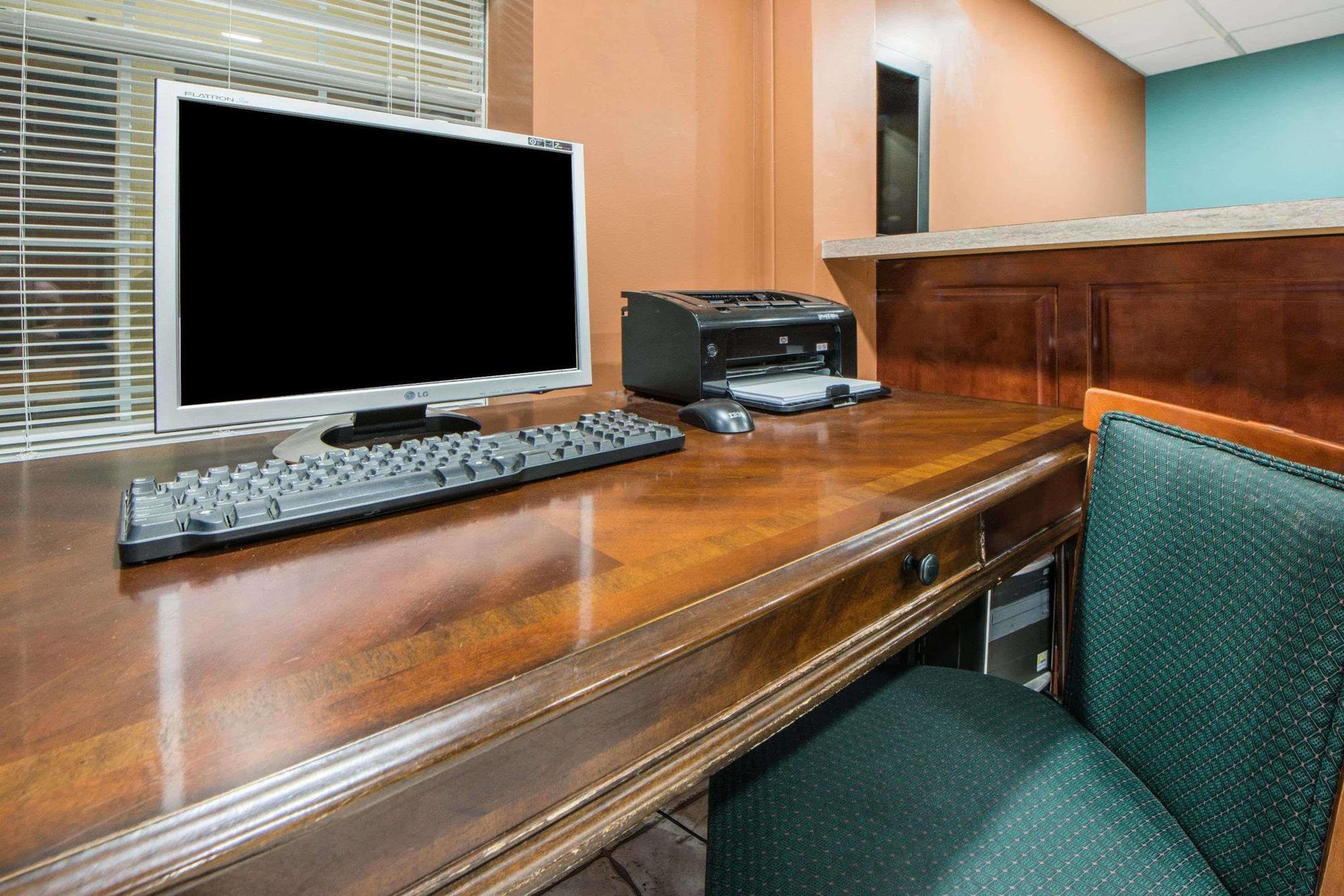 Surestay Plus Hotel By Best Western Tulsa East Buitenkant foto