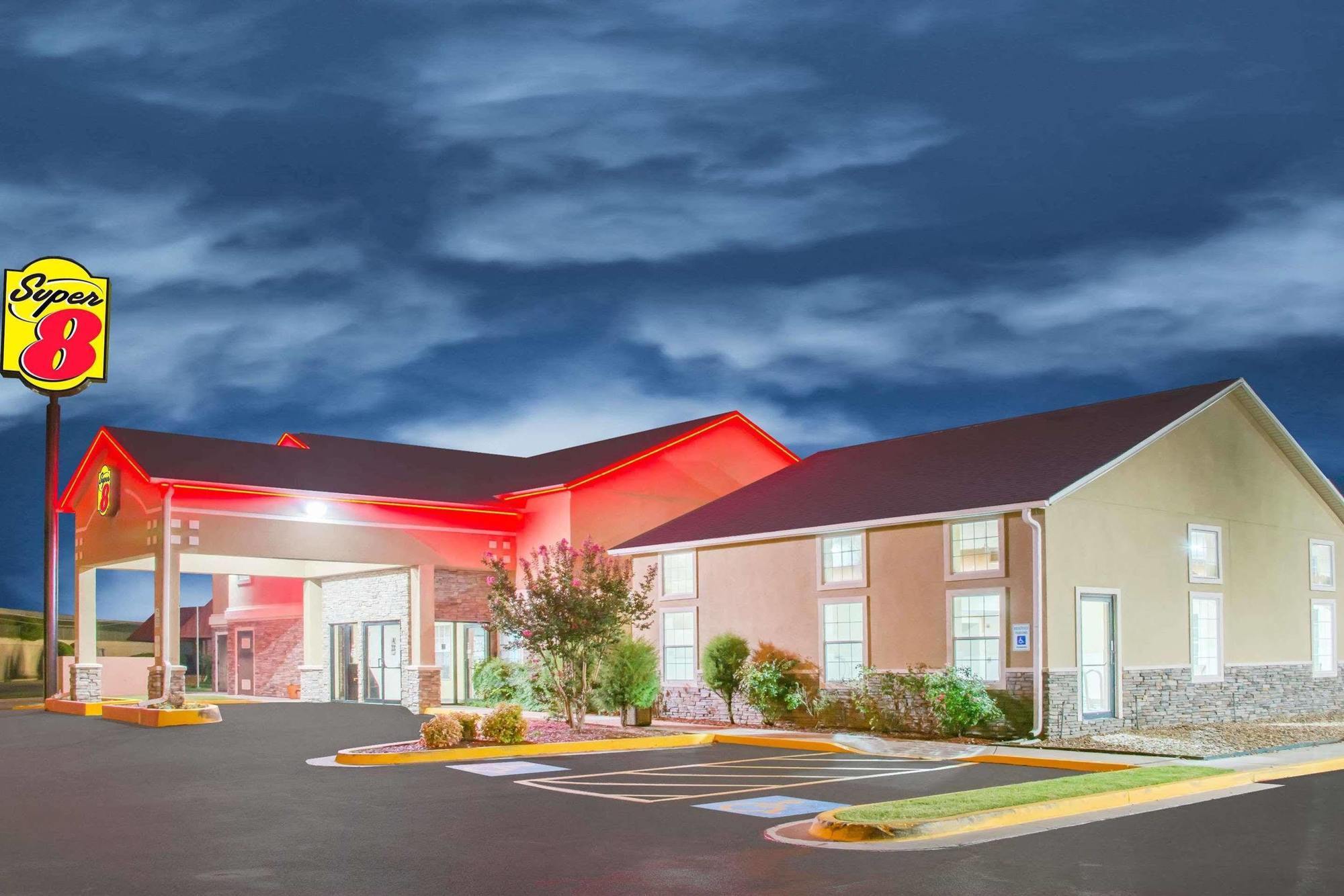 Surestay Plus Hotel By Best Western Tulsa East Buitenkant foto