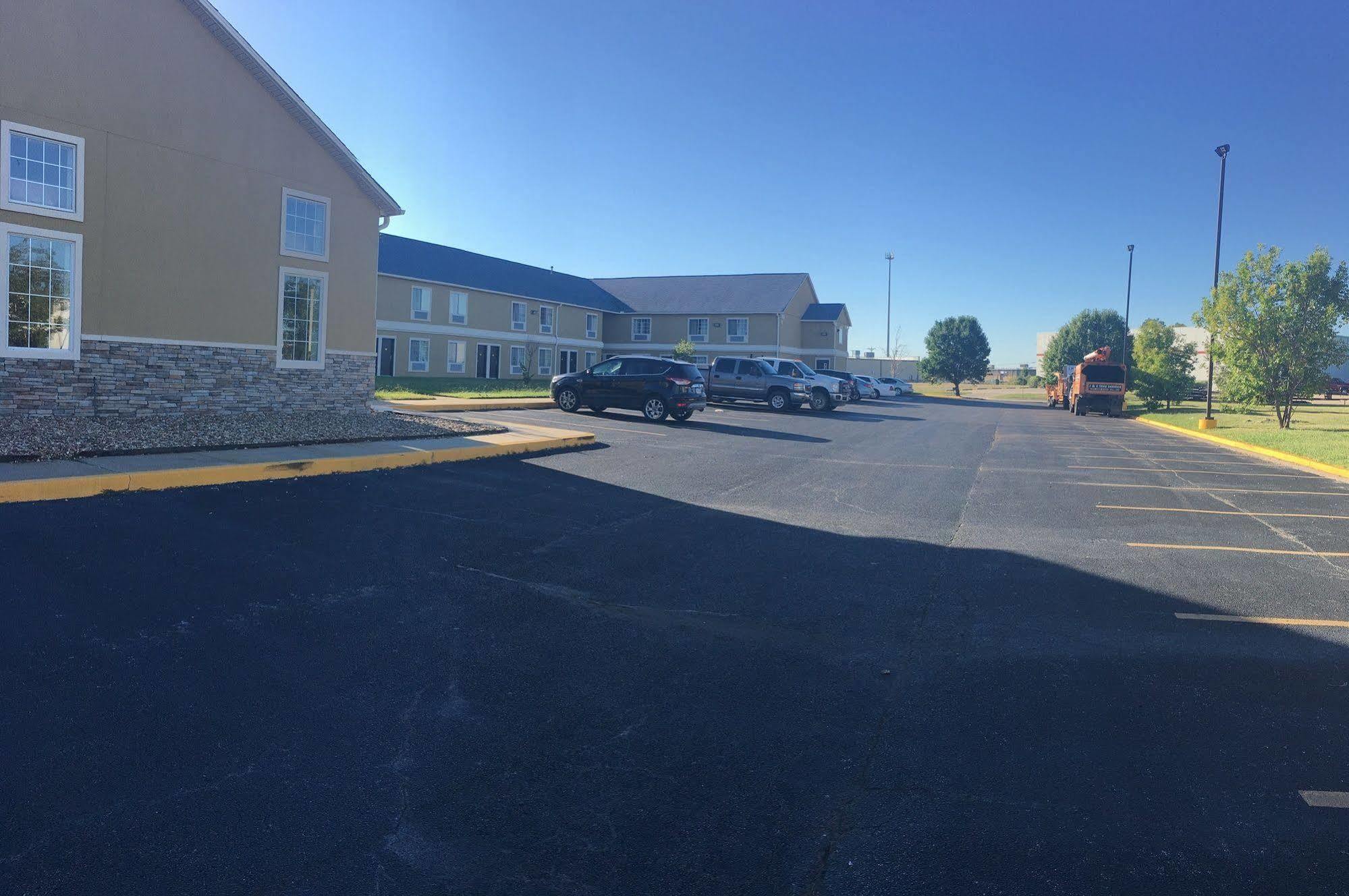 Surestay Plus Hotel By Best Western Tulsa East Buitenkant foto